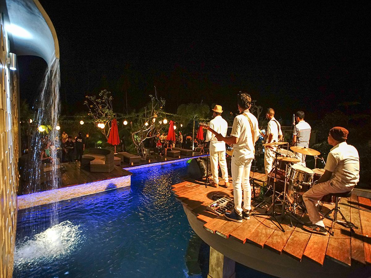 Pipe Dream Villas Resort Kuta  Eksteriør bilde